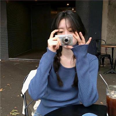 满怀美梦的少年是现实主义者